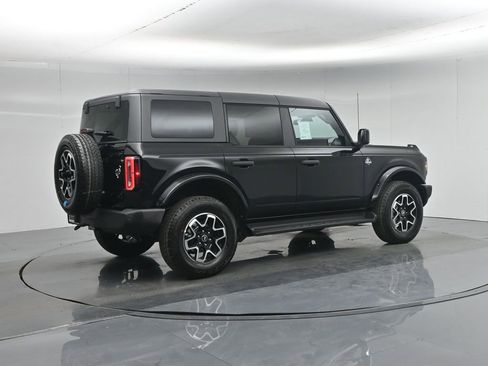 New 2026 Ford Bronco Outer Banks image 27