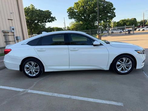 Used 2018 Honda Accord LX image 4