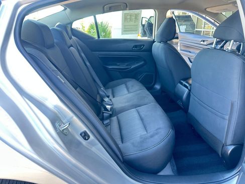 Used 2024 Nissan Altima 2.5 SV image 25