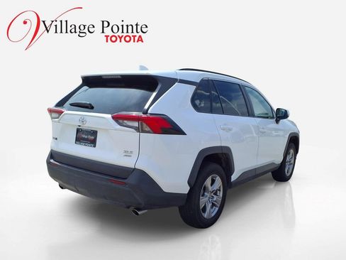Used 2025 Toyota RAV4 XLE AWD/4WD image 6