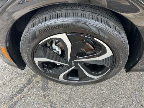 Certified 2024 Kia EV6 GT-Line AWD/4WD image 10