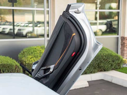 Used 2018 Lamborghini Aventador S image 20