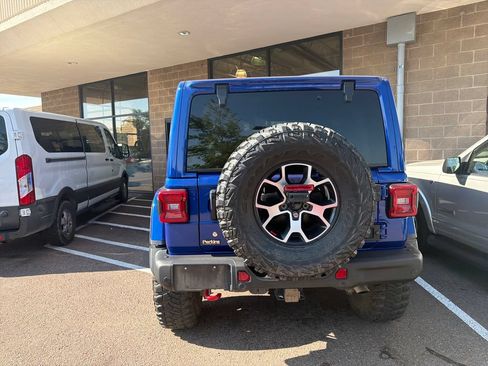 Used 2020 Jeep Wrangler Unlimited Rubicon AWD/4WD image 7