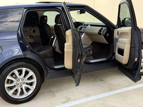 Used 2015 Land Rover Range Rover Sport HSE AWD/4WD image 19