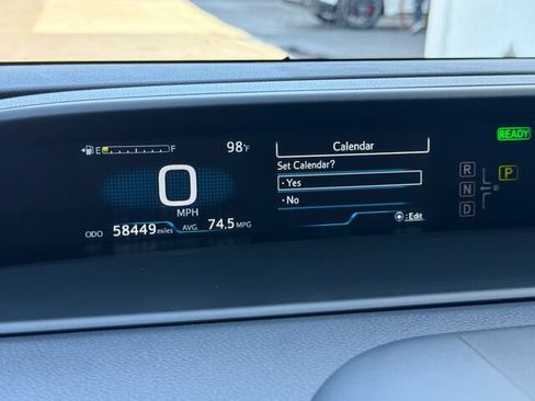 Used 2022 Toyota Prius Prime XLE FWD image 31