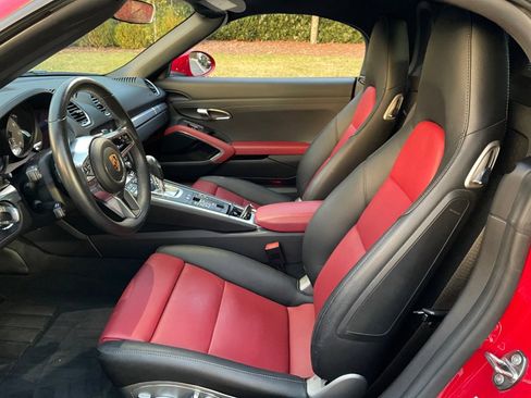 Certified 2018 Porsche 718 Boxster S image 34