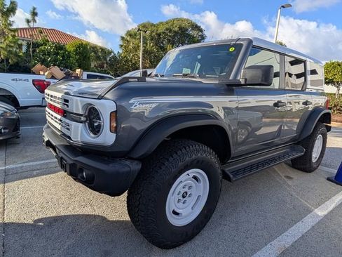 New 2026 Ford Bronco Heritage Edition image 2