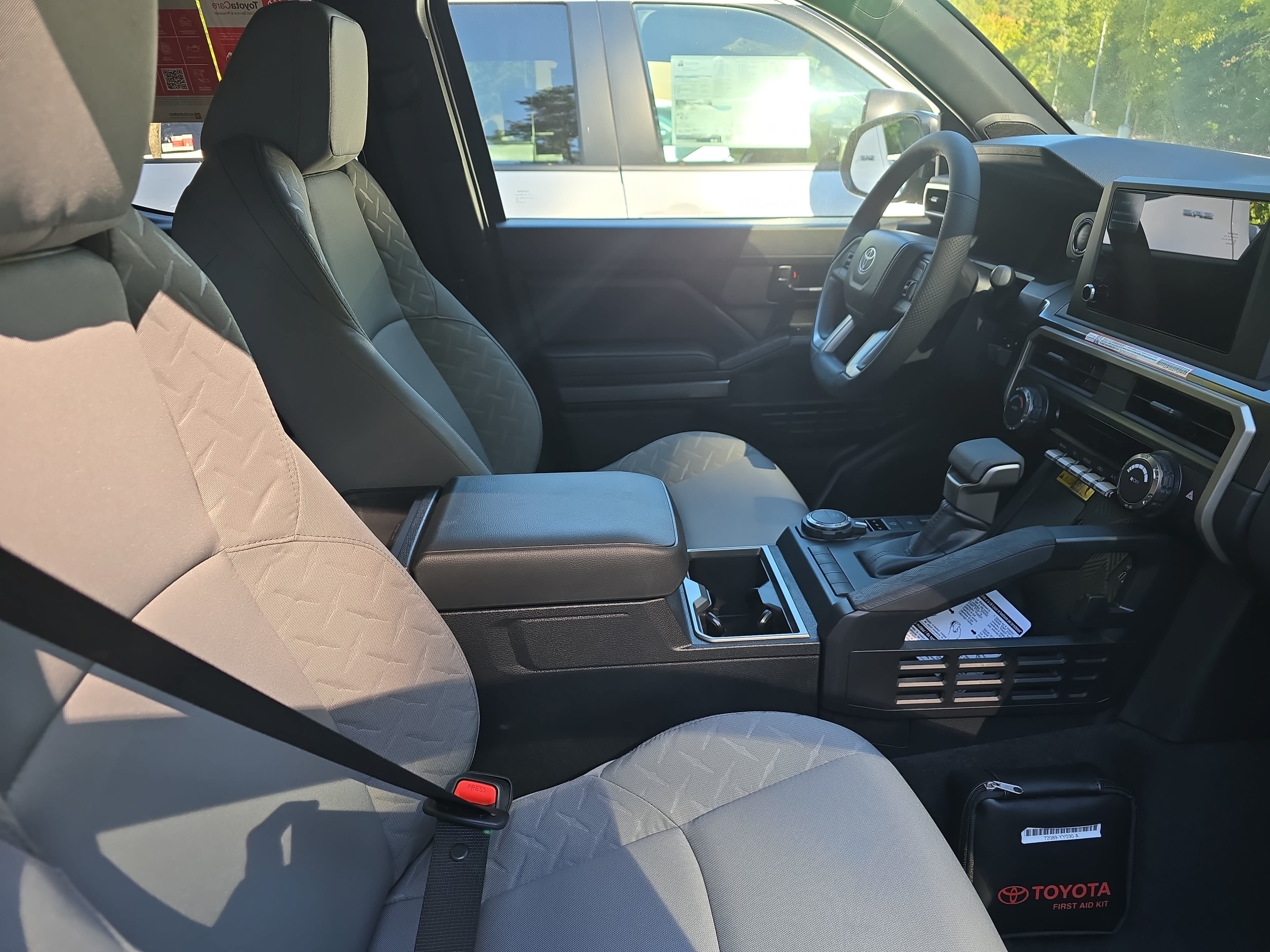 New 2026 Toyota Tacoma SR5 w/ SR5 Upgrade Package AWD/4WD image 10