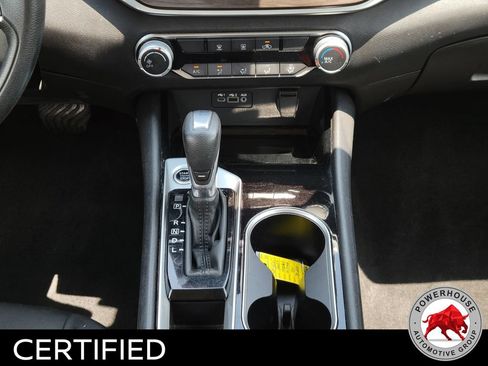 Used 2024 Nissan Altima 2.5 SV FWD image 21