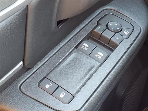 New 2026 RAM 3500 Tradesman AWD/4WD image 18