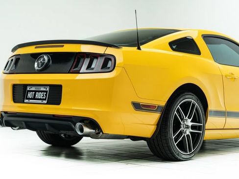 Used 2013 Ford Mustang Boss 302 w/ Boss 302 Accessory Pkg RWD image 14