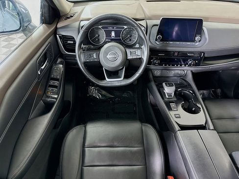 Certified 2023 Nissan Rogue SL FWD image 4