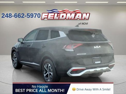 Used 2025 Kia Sportage EX image 3