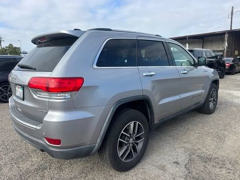 Used 2017 Jeep Grand Cherokee Limited w/ Luxury Group II RWD image 5