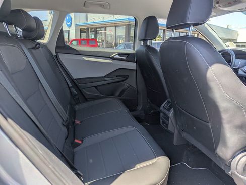 Used 2022 Volkswagen Taos SE AWD/4WD image 33
