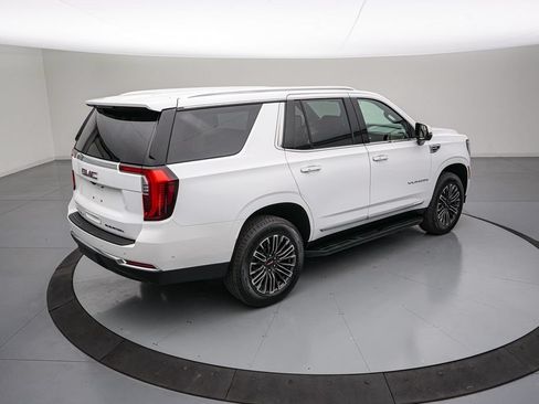 Used 2026 GMC Yukon Elevation AWD/4WD image 4