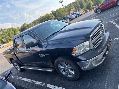 Used 2016 RAM 1500 Big Horn AWD/4WD image 2