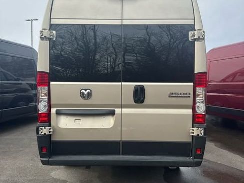 New 2025 RAM ProMaster 3500 w/ Crew Van Package image 5
