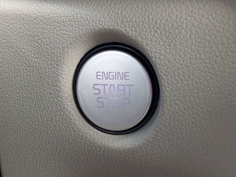 New 2025 Kia Sorento S w/ Panoramic Sunroof Package image 34