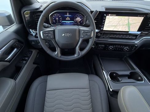 New 2026 Chevrolet Silverado 2500 ZR2 AWD/4WD image 13