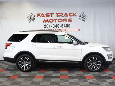 Used 2016 Ford Explorer Platinum image 7