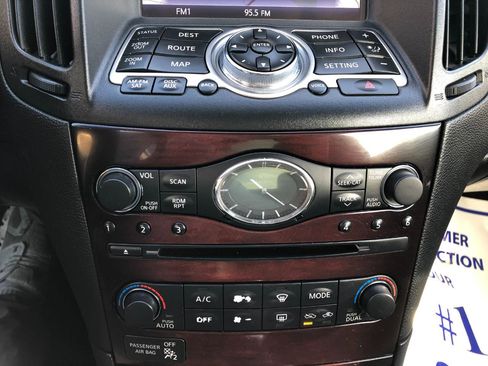 Used 2013 INFINITI G37 Journey w/ Premium Pkg image 23