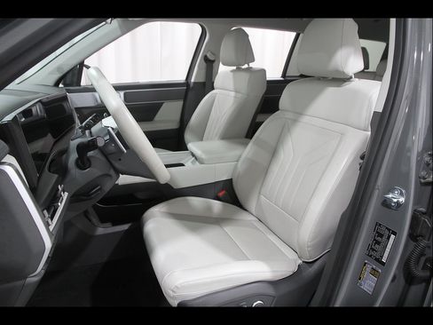 Certified 2026 Hyundai Santa Fe SEL AWD/4WD image 5