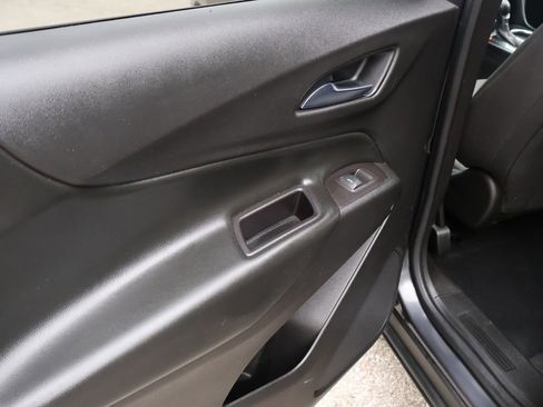 Used 2022 Chevrolet Equinox LT FWD image 41
