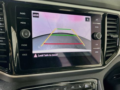 Used 2022 Volkswagen Atlas SE w/ Panoramic Sunroof Package AWD/4WD image 13
