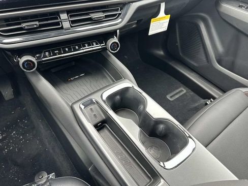 New 2026 Chevrolet Equinox EV RS image 17