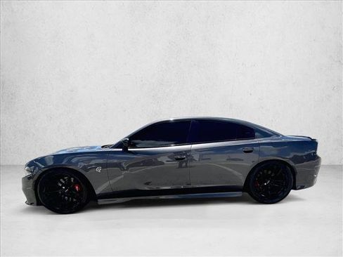 Used 2019 Dodge Charger SRT Hellcat RWD image 6