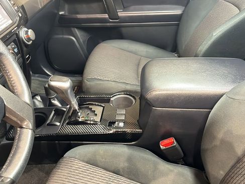 Used 2018 Toyota 4Runner SR5 image 26