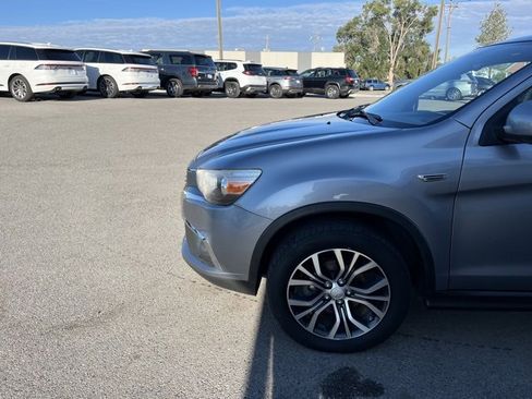 Used 2016 Mitsubishi Outlander Sport ES image 5