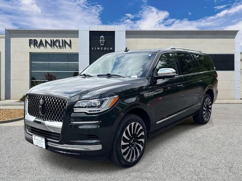 Certified 2024 Lincoln Navigator L Black Label AWD/4WD image 3