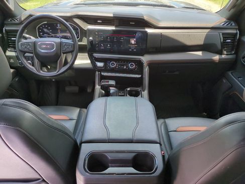Used 2023 GMC Sierra 1500 AT4 w/ AT4 Premium Package AWD/4WD image 15