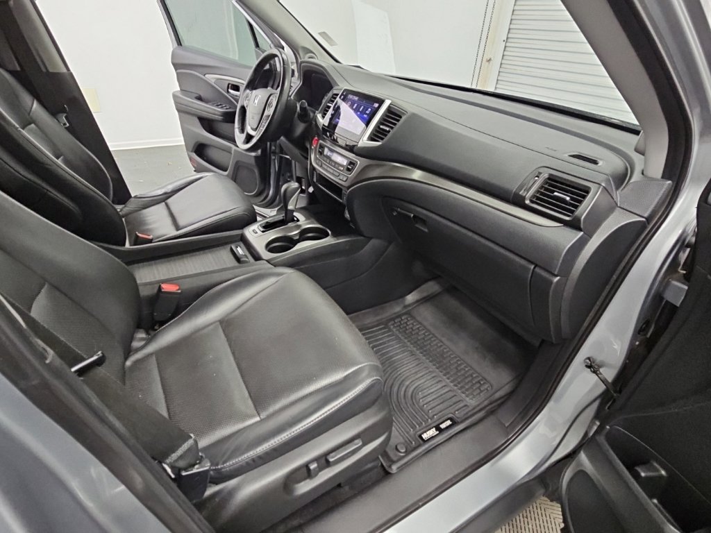Used 2019 Honda Ridgeline RTL-T image 38