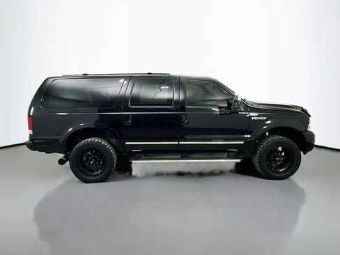 Used 2005 Ford Excursion Limited image 8