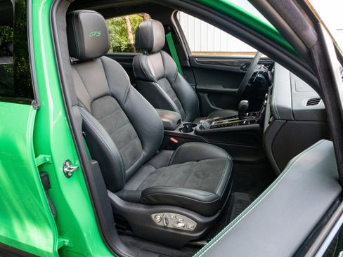 Used 2023 Porsche Macan GTS image 30