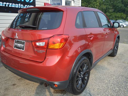 Used 2017 Mitsubishi Outlander Sport ES AWD/4WD image 5