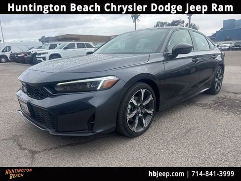 Used 2025 Honda Civic Sport image 1