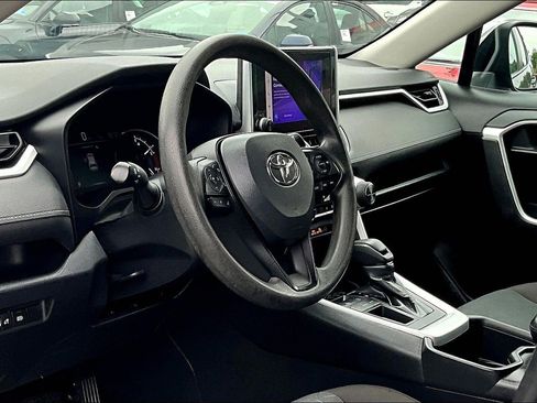 Used 2024 Toyota RAV4 XLE FWD image 13