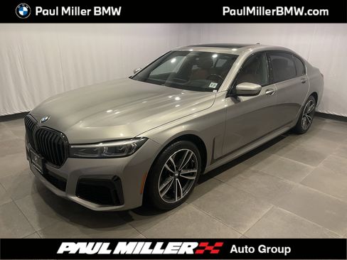 Certified 2022 BMW 750i xDrive 750i xDrive w/ Luxury Rear Seating Package image 1