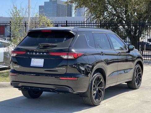 New 2026 Nissan Rogue Platinum AWD/4WD image 4
