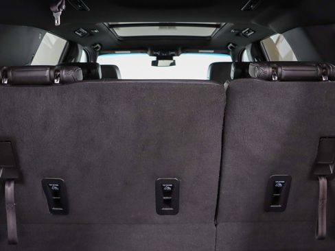 Used 2023 Chevrolet Tahoe Z71 image 34