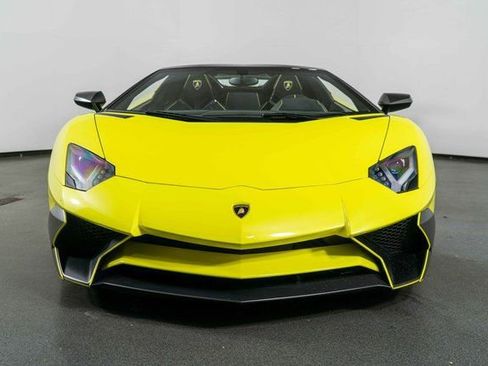 Used 2017 Lamborghini Aventador LP 750-4 Superveloce image 3