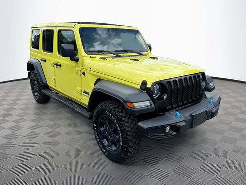 Used 2023 Jeep Wrangler Unlimited w/ Sun & Screen Package AWD/4WD image 4