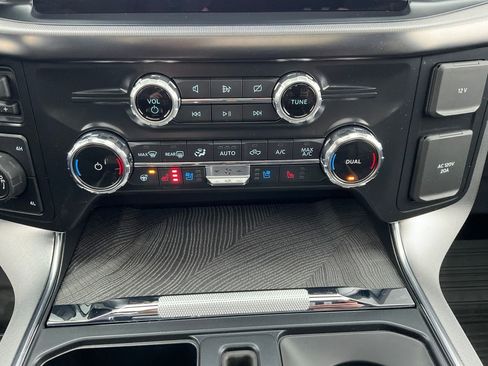 Used 2022 Ford F150 Platinum w/ Equipment Group 701A High image 9