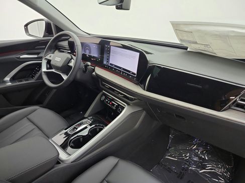 New 2026 Audi Q5 Premium AWD/4WD image 21