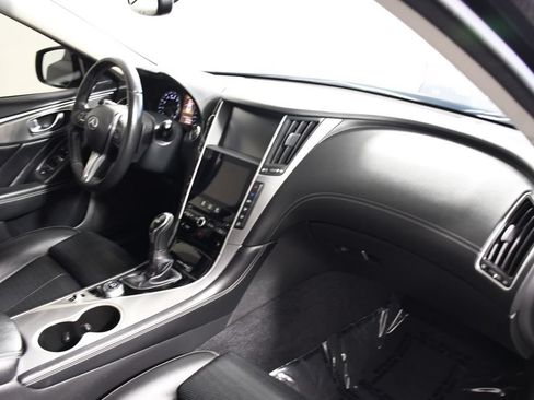 Used 2018 INFINITI Q50 Sport AWD/4WD image 19