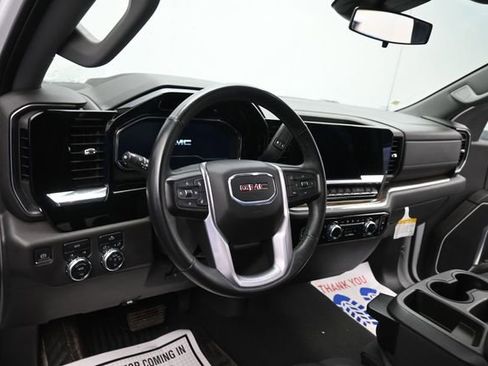 Used 2023 GMC Sierra 1500 Elevation AWD/4WD image 12